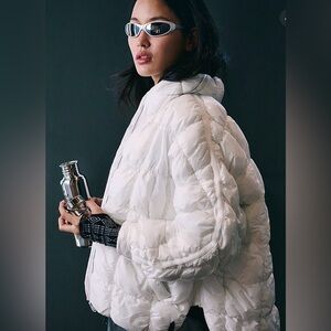 FP Movement Pippa Scrunchy Glossy Packable Puffer Jacket in White, Women’s Small